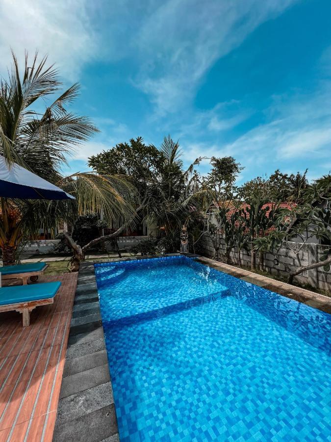 Gayatri Bungalows Batununggul Buitenkant foto