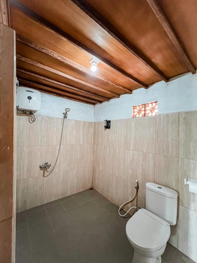 Gayatri Bungalows Batununggul Buitenkant foto